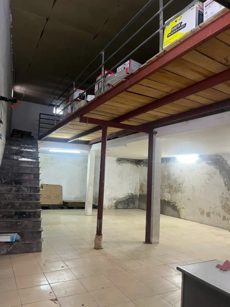 Gác lửng 50 m² tầng 1 nhà cho thuê Nguyễn Văn Linh